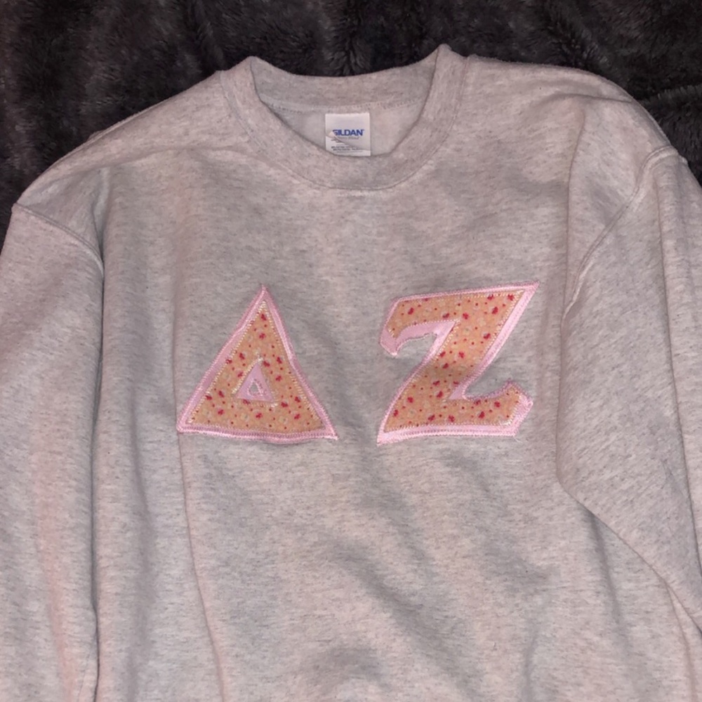 Delta Zeta sweatshirt